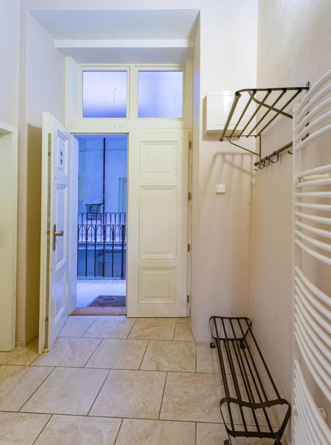 פראג Michalska Apartment מראה חיצוני תמונה